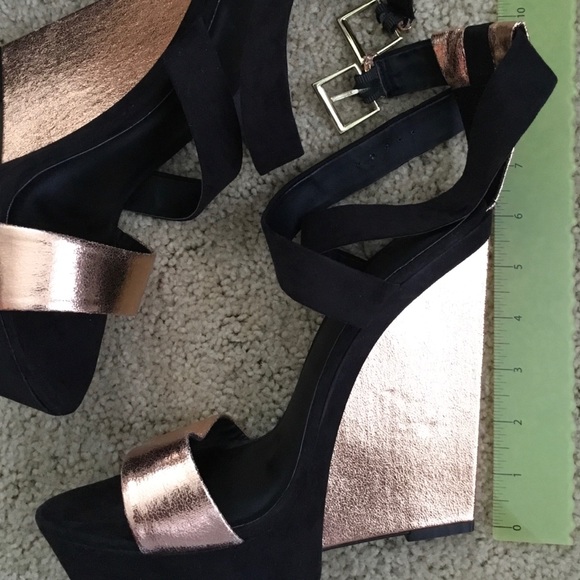 Beau + Ashe Wedge Sandals - Picture 7 of 7